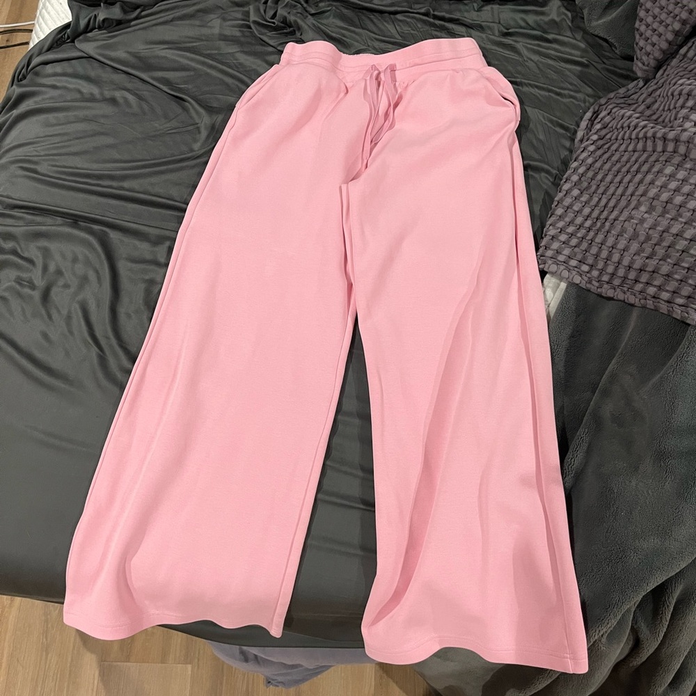Women's bubblegum Wide Leg sweatpants